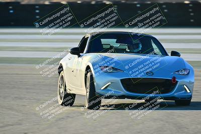 media/Nov-02-2025-Speed Ventures (Sun) [[c948a89870]]/Black/Session 4/